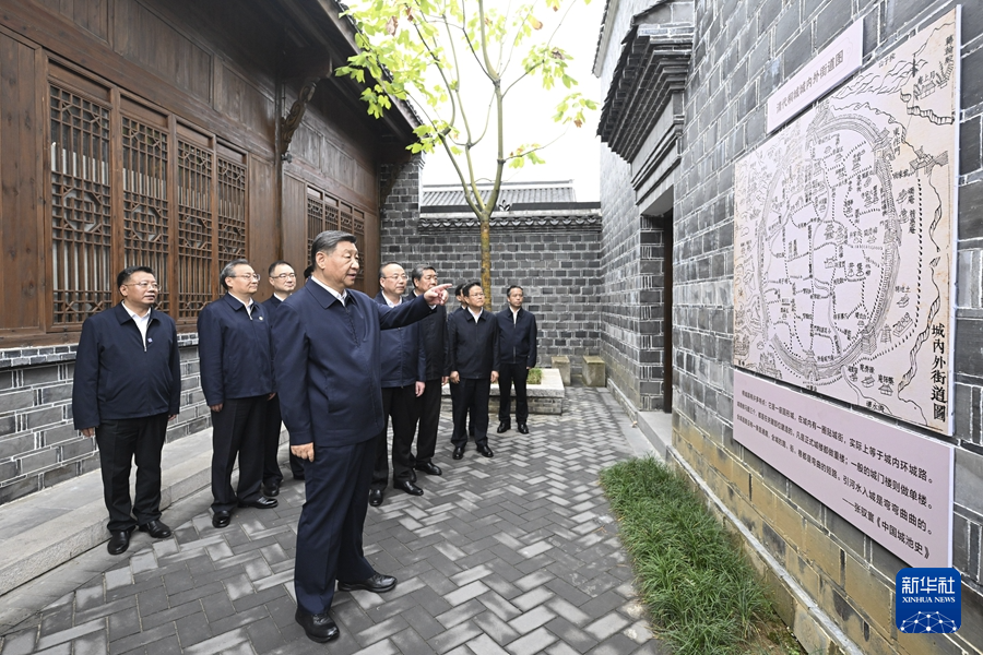 習近平在安徽考察時強調 發(fā)揮多重國家發(fā)展戰(zhàn)略疊加優(yōu)勢 奮力譜寫中國式現(xiàn)代化安徽篇章